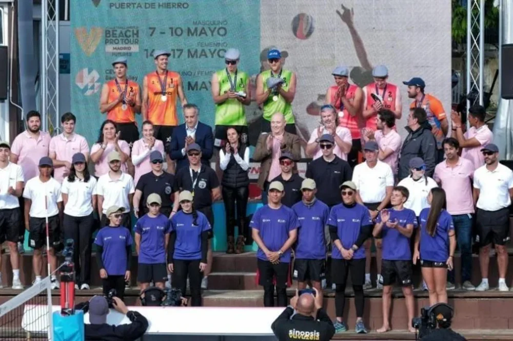 Entrega de trofeos del Beach Pro Tour Futures